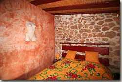 
La Bastide: Schlafzimmer 
 -- Schne Ferienunterkunft in historischer Bastide (18. Jh.) im Departement Var, Cte dAzur
